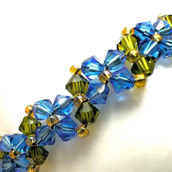 Blue and green crystal Swarovski floral bracelet - Picture 3 of 4
